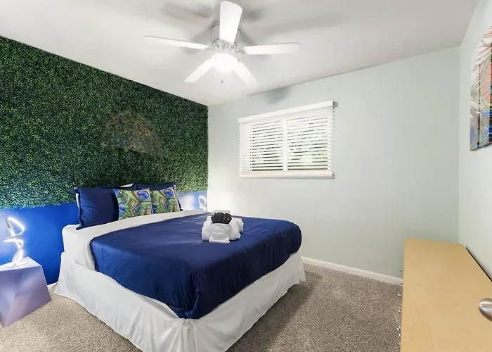 Dom wakacyjny Oasis W Heated Pool Near Old Town *